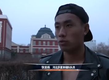 虽说近年来城市化进程越来越快，但这种深山老林一直没怎么开发过。